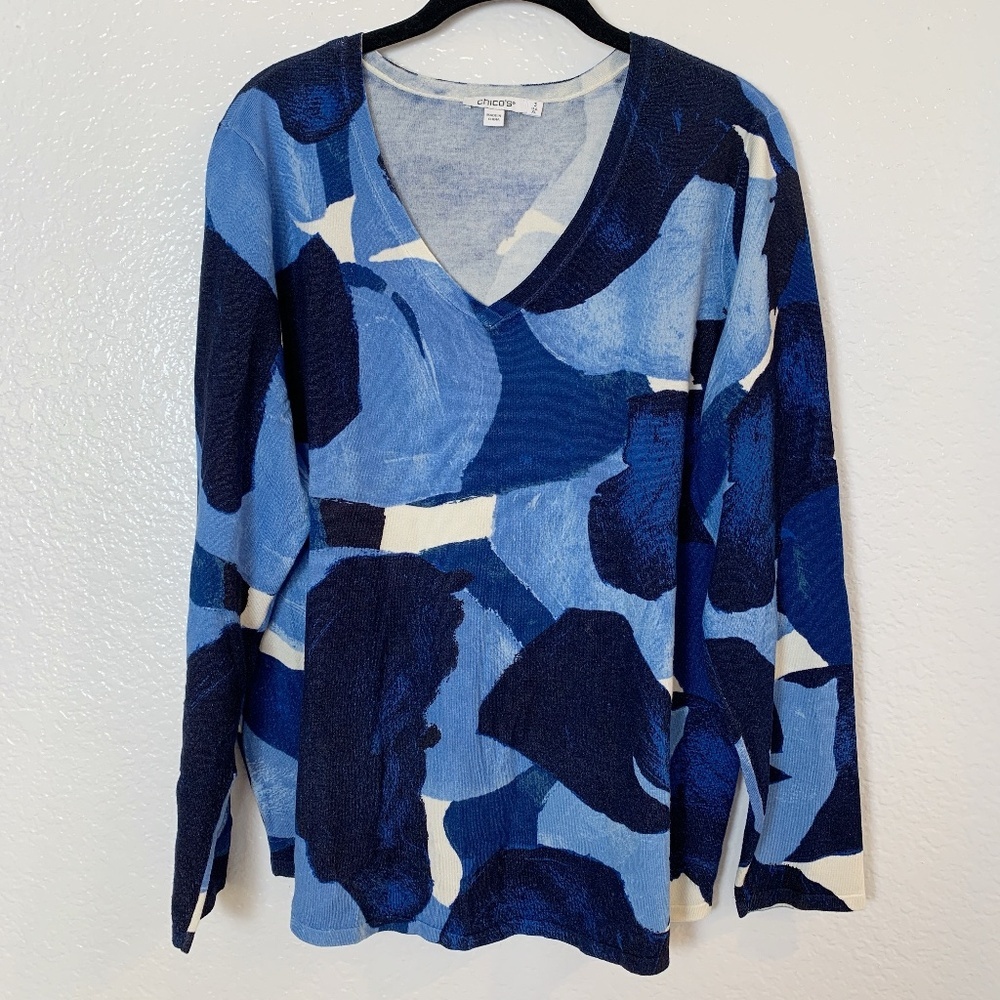 Chico's Blue Abstract V-Neck Sweater Size 3/XL Lightweight Artsy Office Work